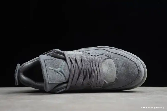 Cheap Husky 930155-003 4 Jordan KAWS Air Cool Grey x 0527